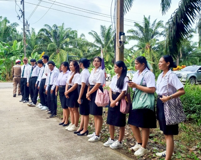 โครงการแห่ผ้าห่มพระธาตุเขาน้อย ประจำปี 2568